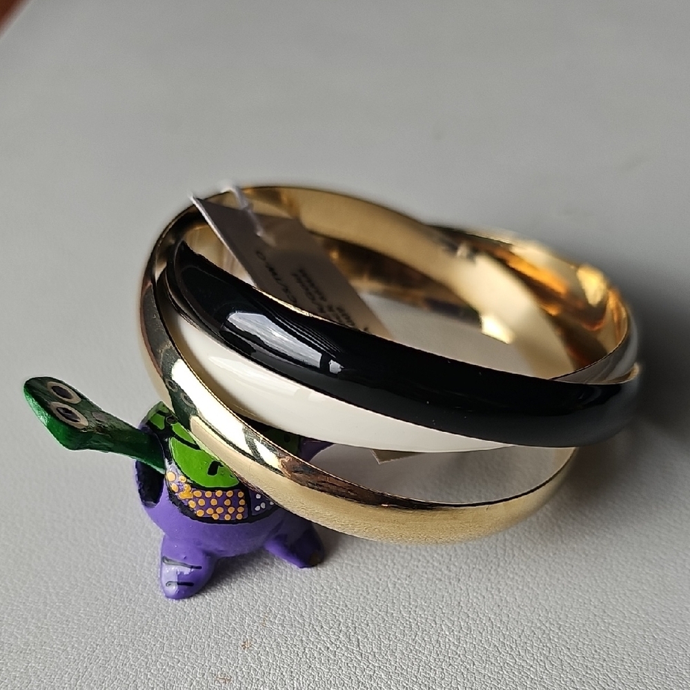 Women's High Polished Trinity Bangle Bracelet
